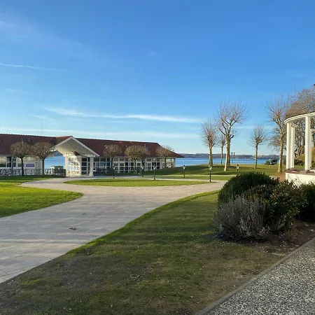 Strandblick Mit Strandkorb & Fahrraedern Gluecksburg Exterior photo