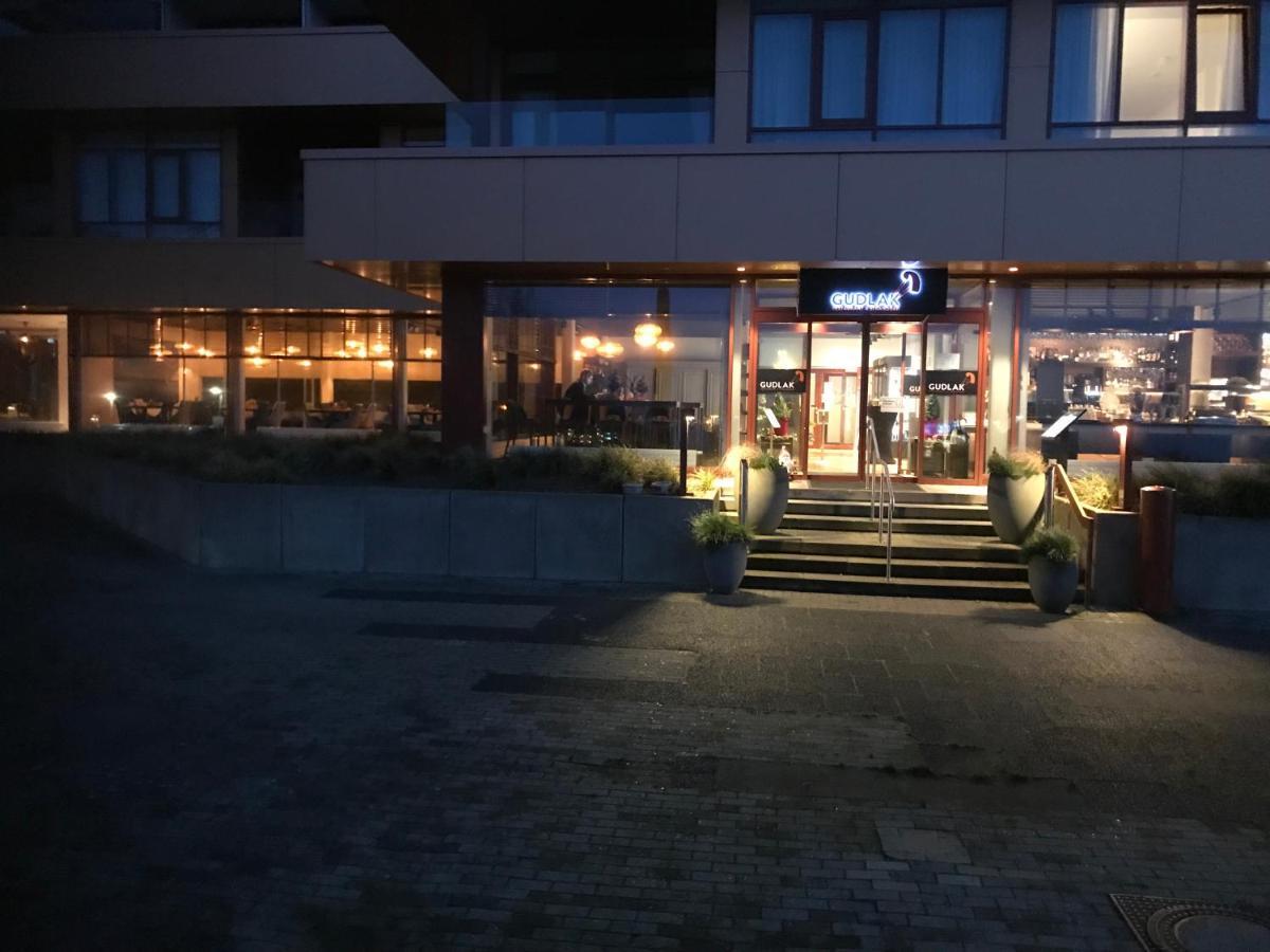 Strandblick Mit Strandkorb & Fahrraedern * Gluecksburg